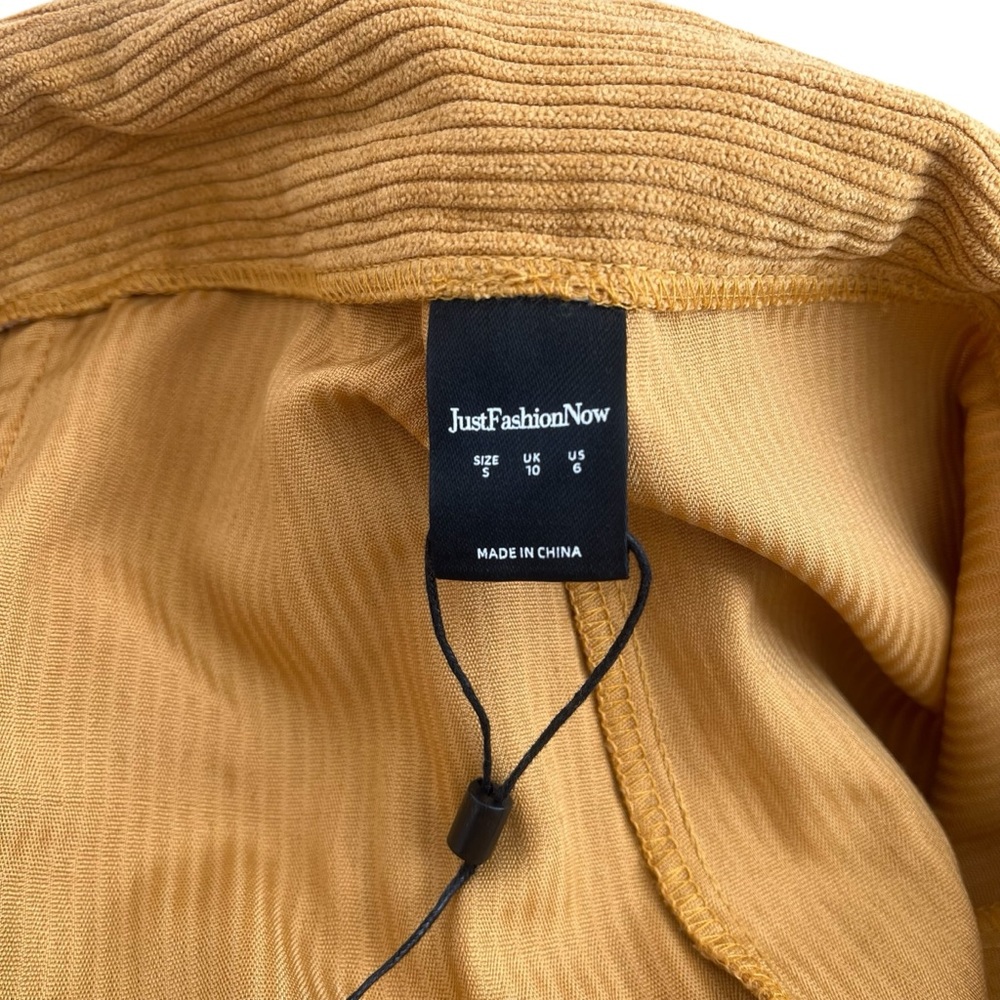 NWT High waisted relaxed fit pleated mustard yellow corduroy trousers 6 - Picture 14 of 16